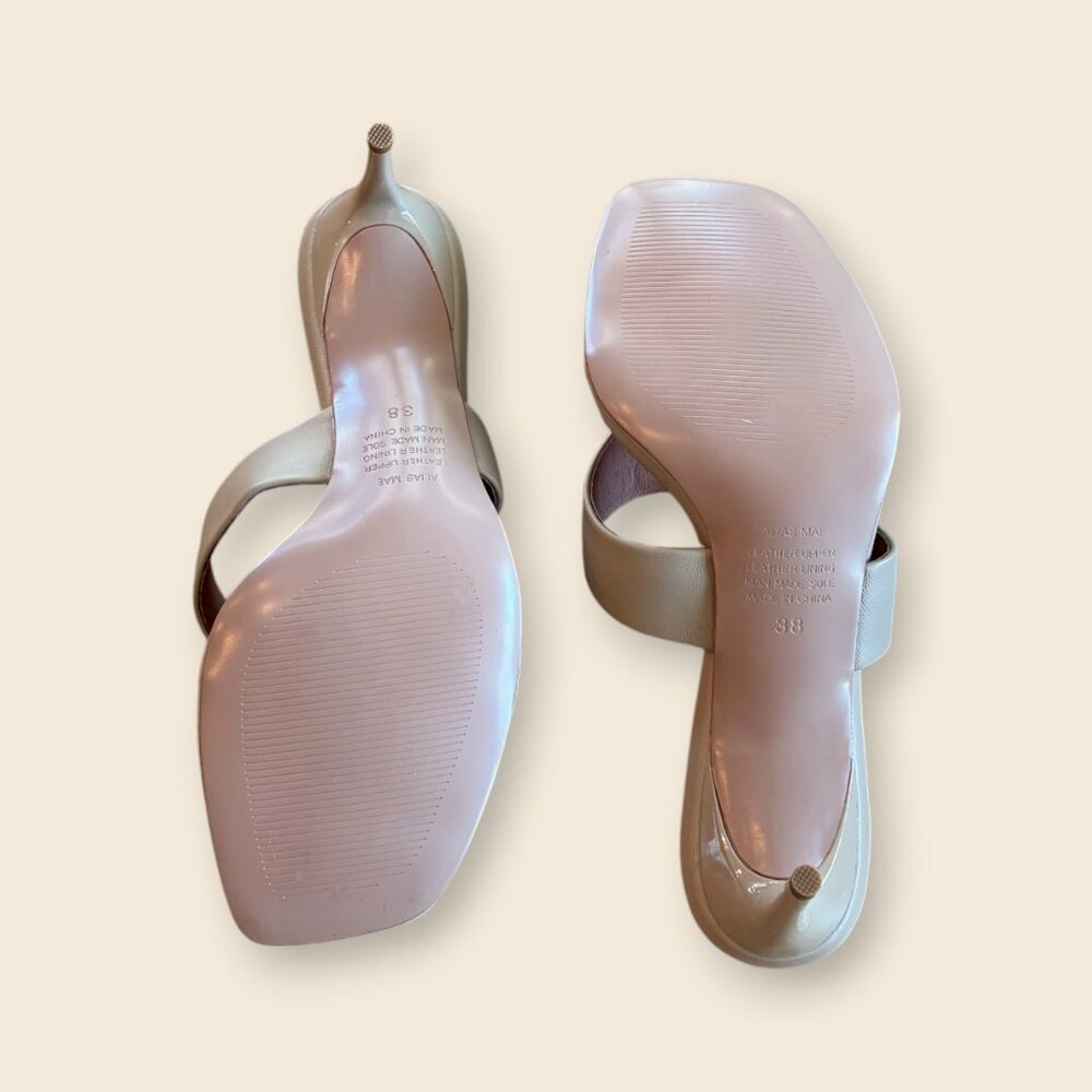NWT Alias Mae, Indie Mule, Thong Heeled Sandal, Nude / Tan, Size US 7.5 / EU 38 - Picture 5 of 6